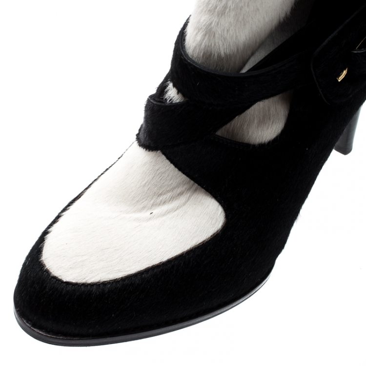 Pre Owned Tod's Monochrome Calf Hair Cross Strap Buckle Detail Ankle Boots Size 37.5