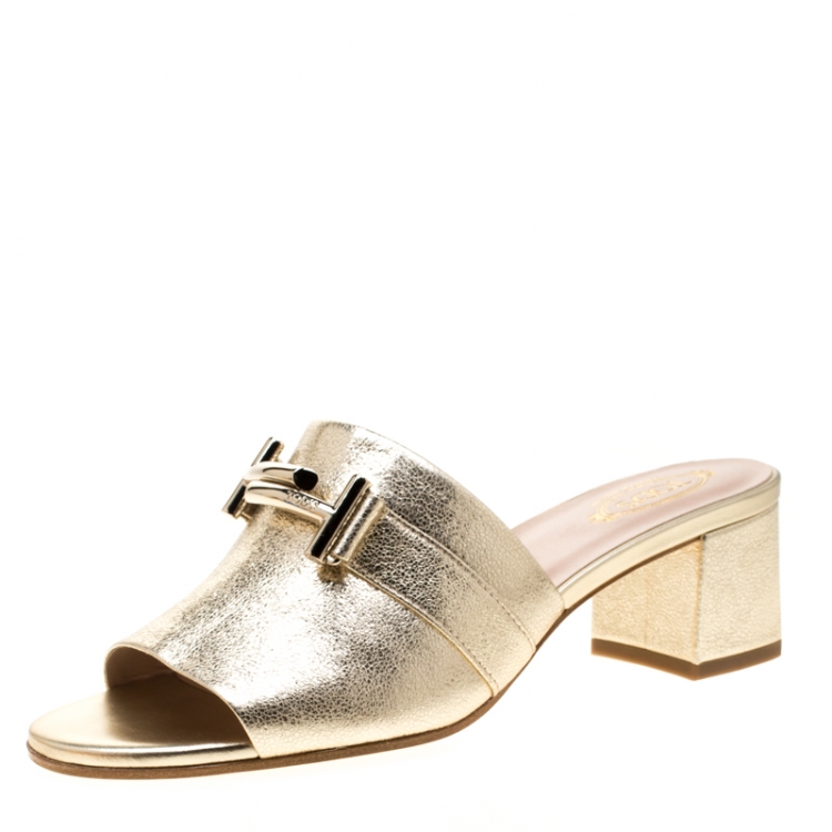 Pre Owned Tod's Limited Edition Metallic Gold Textured Leather Double T Peep Toe Mules Size 37.5
