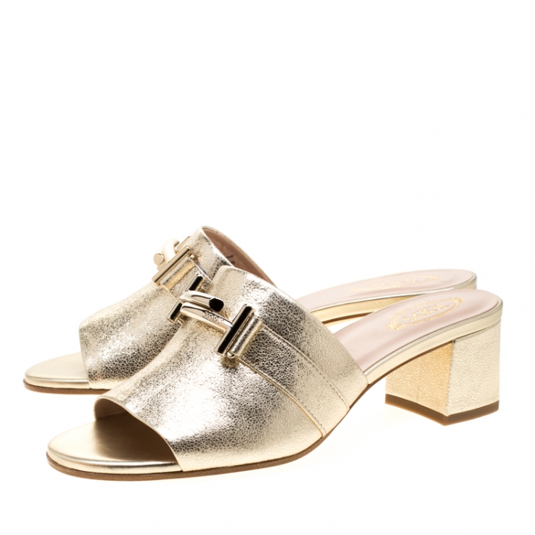 Pre Owned Tod's Limited Edition Metallic Gold Textured Leather Double T Peep Toe Mules Size 37.5