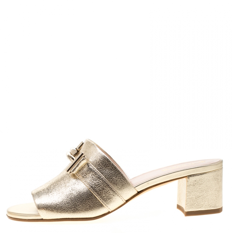 Pre Owned Tod's Limited Edition Metallic Gold Textured Leather Double T Peep Toe Mules Size 37.5
