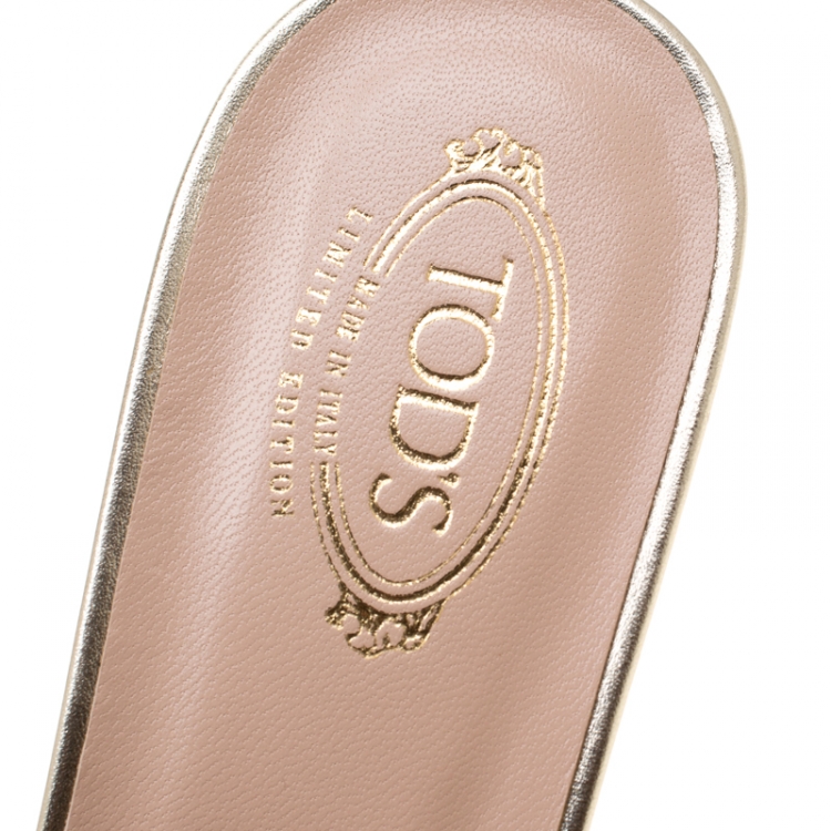 Pre Owned Tod's Limited Edition Metallic Gold Textured Leather Double T Peep Toe Mules Size 37.5