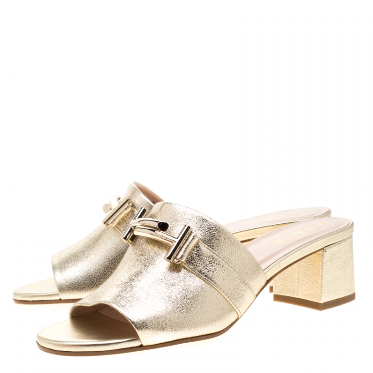 Pre Owned Tod's Limited Edition Metallic Gold Textured Leather Double T Peep Toe Mules Size 37.5