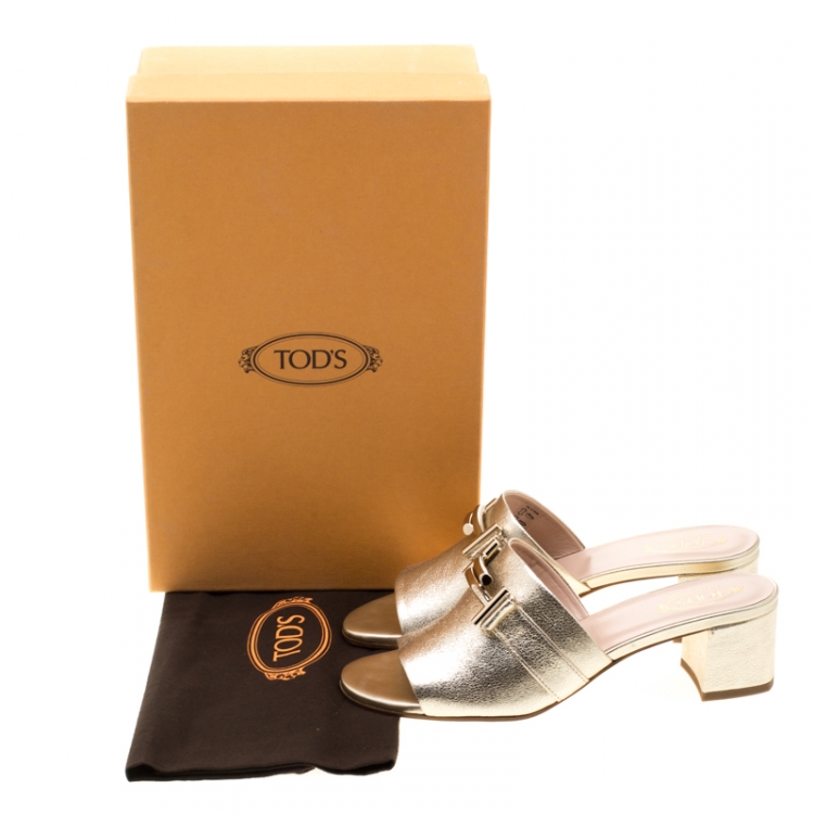 Pre Owned Tod's Limited Edition Metallic Gold Textured Leather Double T Peep Toe Mules Size 37.5
