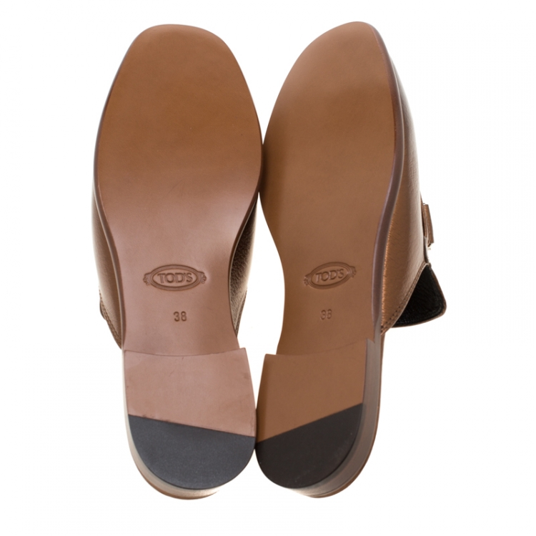 Pre Owned Tod's Metallic Bronze Leather Double T Flat Mules Size 38