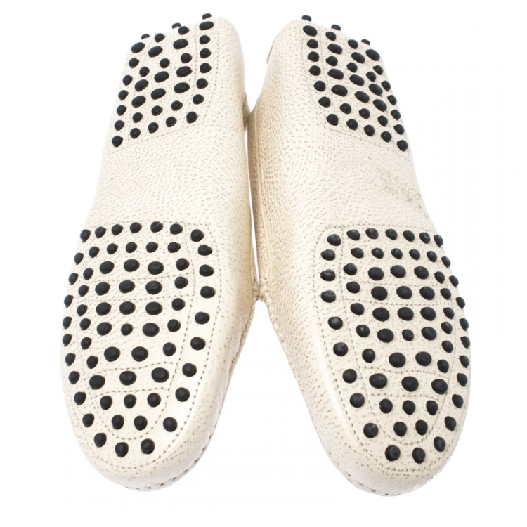 Pre Owned Tod's White Leather Gommino Slip On Loafers Size 39.5