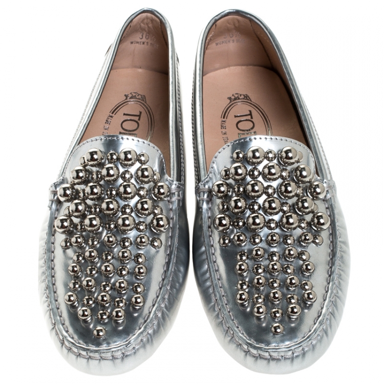 Pre Owned Tod's Metallic Silver Leather Gommini Bolle Embellished Loafers Size 36.5