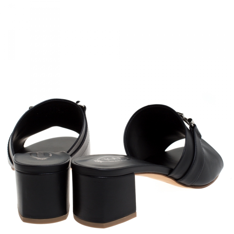 مملوكة مسبقًا Tod's Black Leather Double T Open Toe Sandals Size 37.5