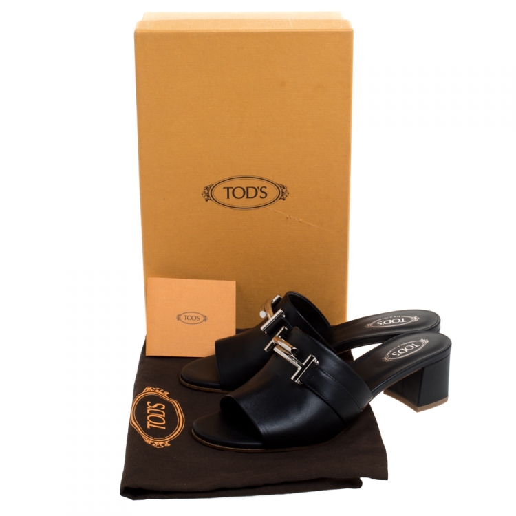 مملوكة مسبقًا Tod's Black Leather Double T Open Toe Sandals Size 37.5