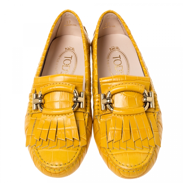 مملوكة مسبقًا Tod's Yellow Croc Embossed Leather Fringe Loafers Size 37