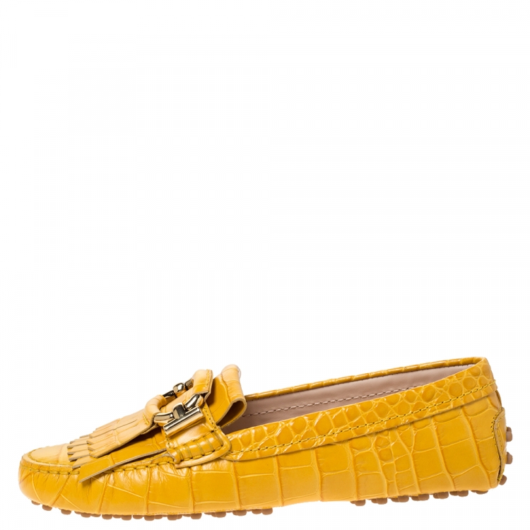 مملوكة مسبقًا Tod's Yellow Croc Embossed Leather Fringe Loafers Size 37