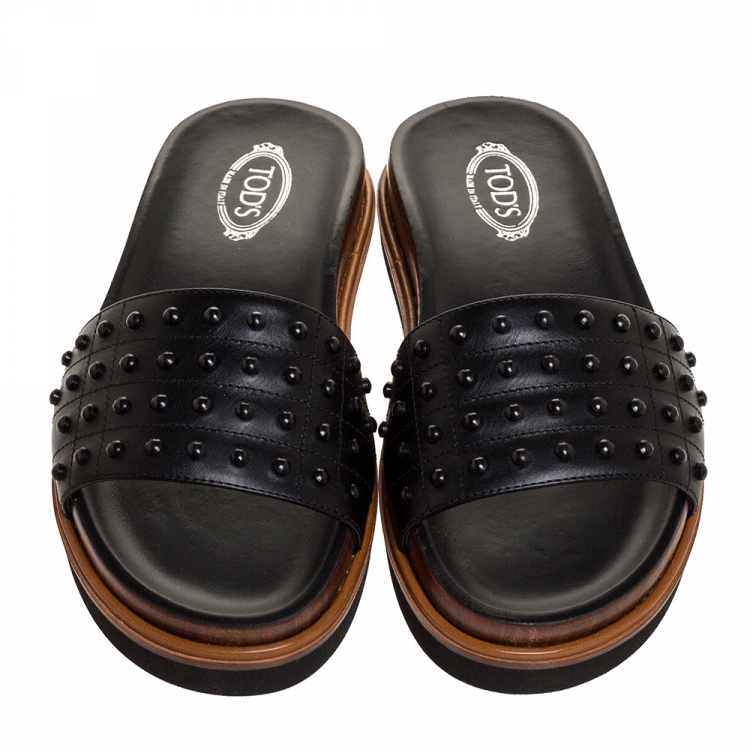 Pre Owned Tod's Black Leather Studded Flat Slides Size 37