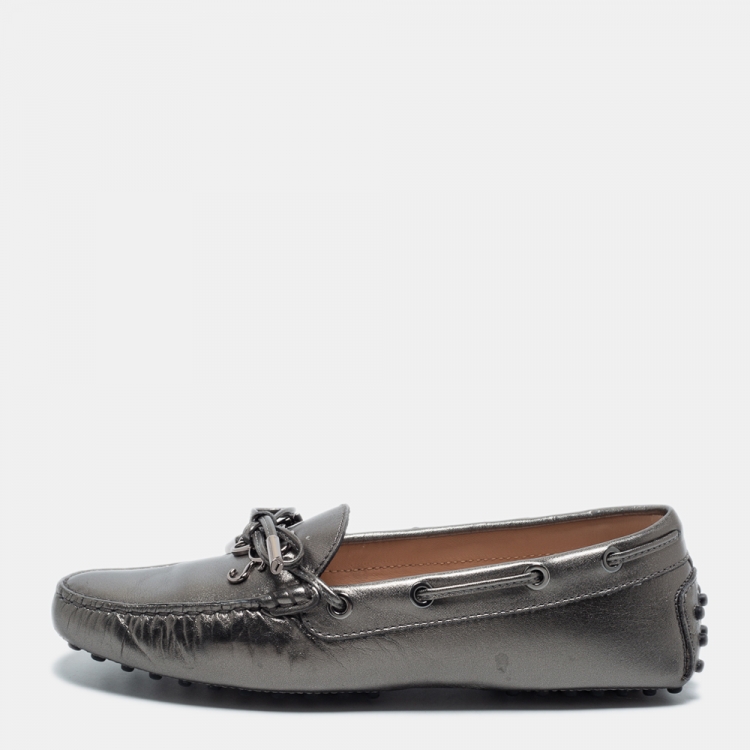 Pre Owned Tod's Metallic Grey Leather Gommini Bow Slip On Loafers Size 37