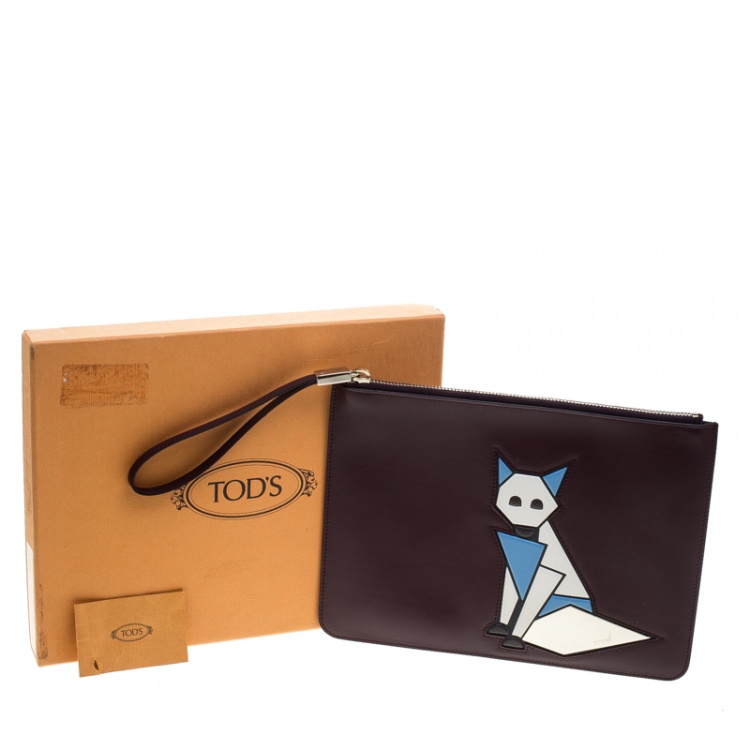 Pre Owned Tod's Burgundy Leather Fox Applique Wristlet Clutch