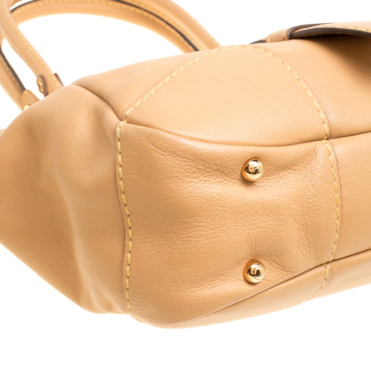 Pre Owned Tod's Tan Leather Carey Media Tote