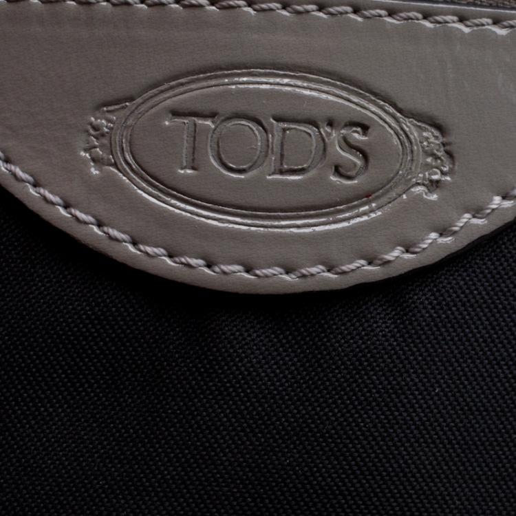 Pre Owned Tod's Grey Patent Leather Signature Drawstring Tote