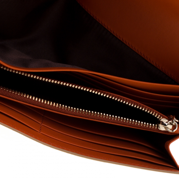 Pre Owned Tod's Tan Leather Radar Detail Long Wallet