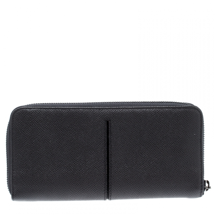 Pre Owned Tod's Grey Leather Zip Around Wallet