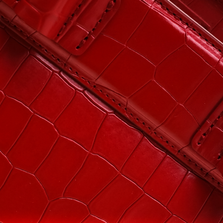 Pre Owned Tod's Red Croc Embossed Leather Amu Zip Tote