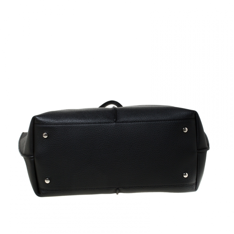 Pre Owned Tod's Black Leather Small Joy Tote