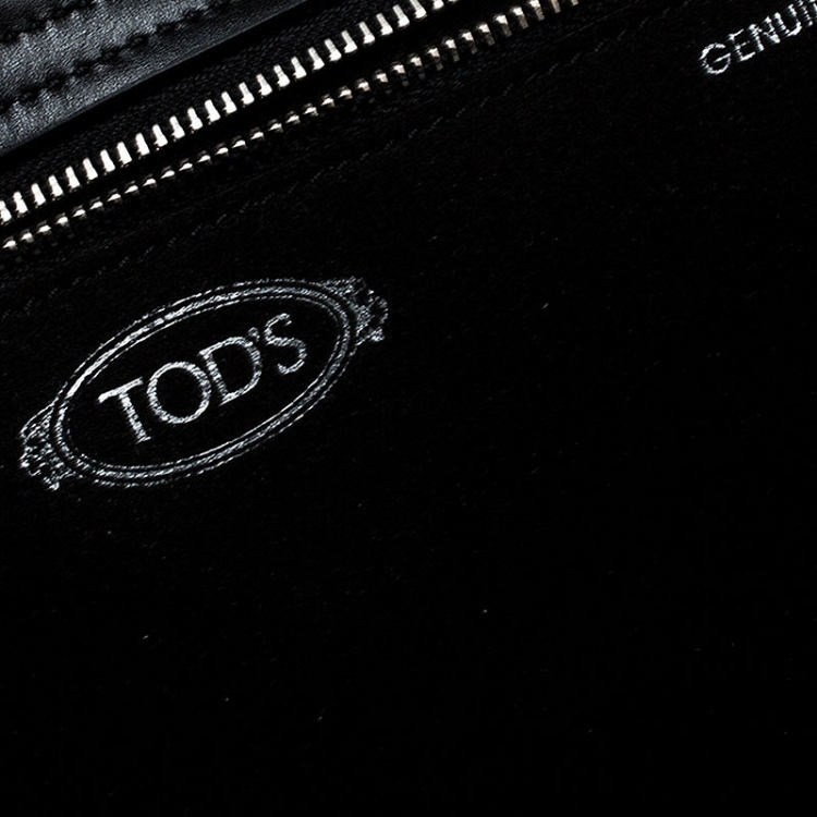 Pre Owned Tod's Black Fringed Leather Medium Wave Tote