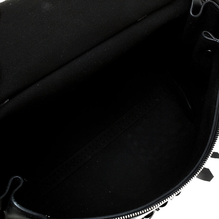 Pre Owned Tod's Black Fringed Leather Medium Wave Tote