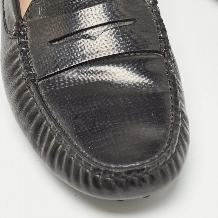 Pre Owned Tod's Black Leather Slip On Loafers Size 39.5