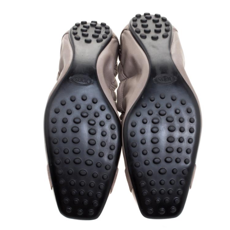 Pre Owned Tod's Two Tone Leather Crystal Embellished Scrunch Ballet Flats Size 38