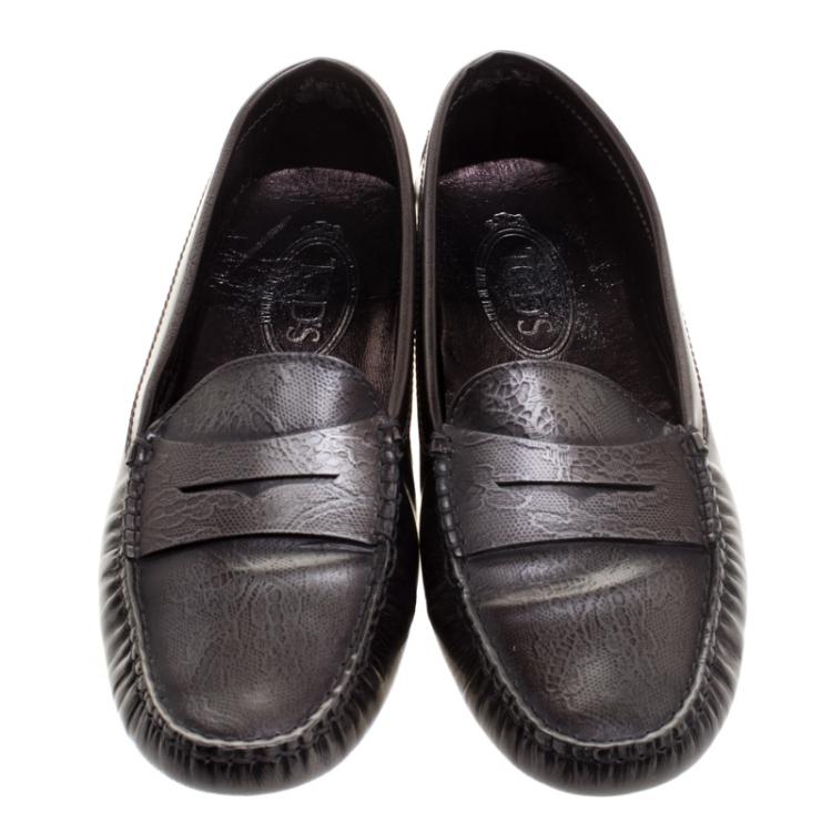 Pre Owned Tod's Metallic Grey Lace Embossed Leather Penny Loafers Size 39.5