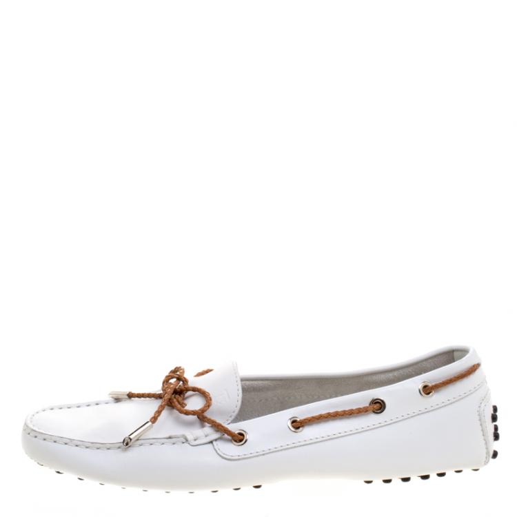 Pre Owned Tod's White Leather Bow Loafers Size 40