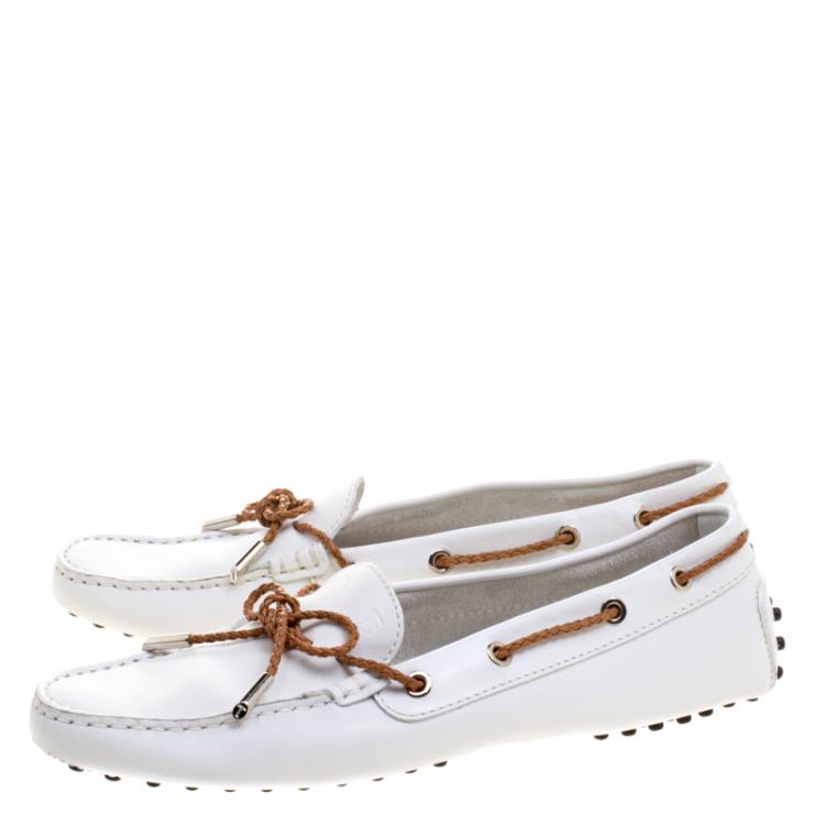 Pre Owned Tod's White Leather Bow Loafers Size 40