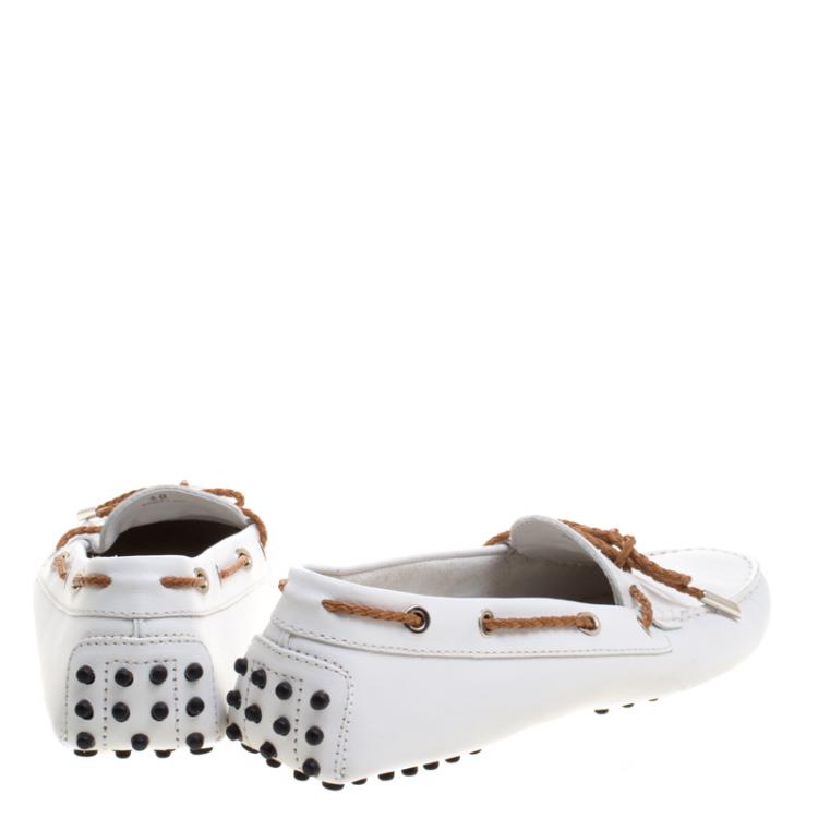 Pre Owned Tod's White Leather Bow Loafers Size 40