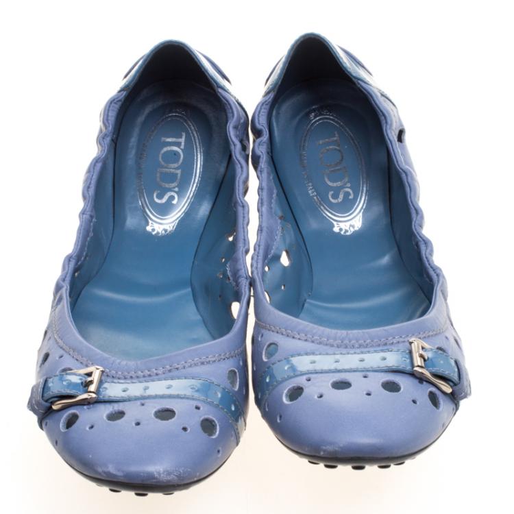 Pre Owned Tod's Cerulean Blue Perforated Leather Buckle Detail Scrunch Ballet Flats Size 41.5