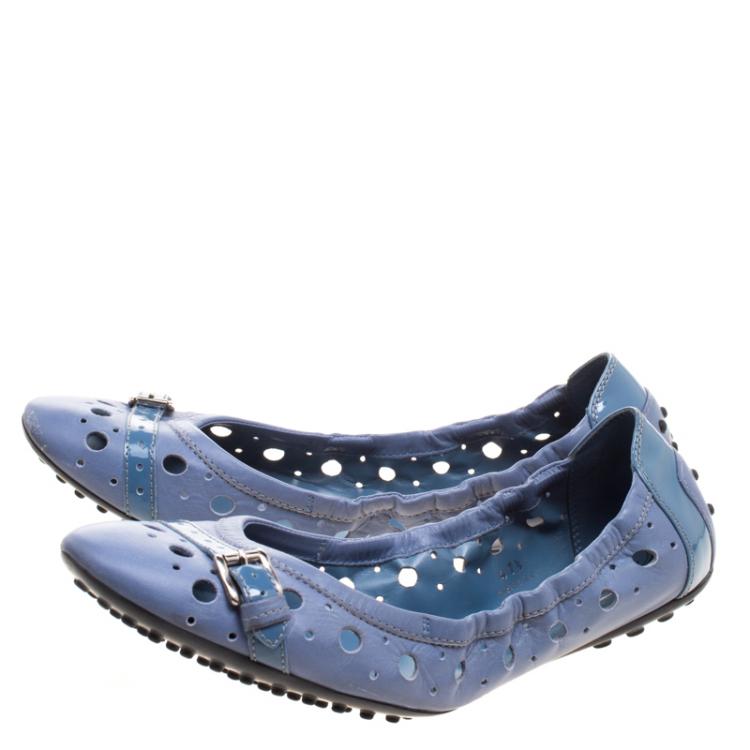 Pre Owned Tod's Cerulean Blue Perforated Leather Buckle Detail Scrunch Ballet Flats Size 41.5