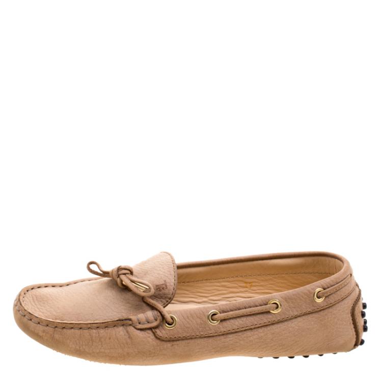 Pre Owned Tod's Beige Leather Bow Loafers Size 37