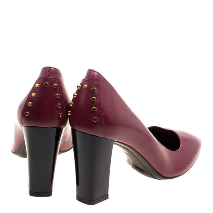Pre Owned Tods Burgundy Leather Studded Pumps Size 38