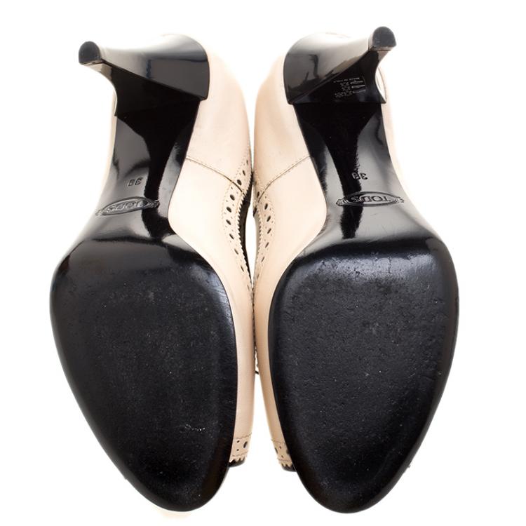 Pre Owned Tod's Black and Beige Brogue Leather Peep Toe Tassel Embellished Pumps Size 39