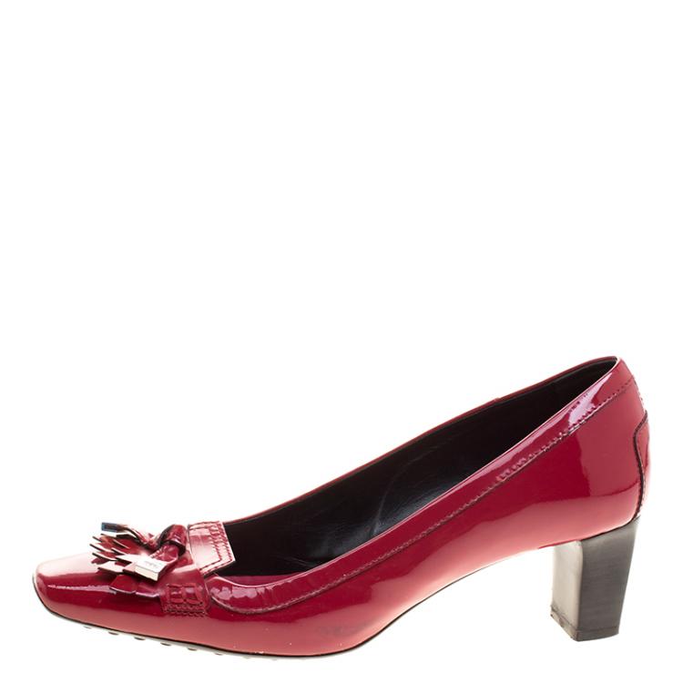Pre Owned Tod's Cherry Red Patent Leather Kiltie Fringe Pumps Size 37.5