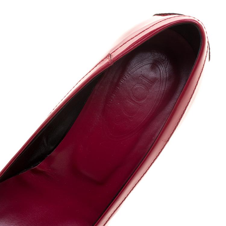 Pre Owned Tod's Cherry Red Patent Leather Kiltie Fringe Pumps Size 37.5