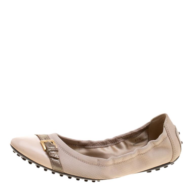 مملوكة مسبقًا Tod's Beige Leather Buckle Detail Ballet Flats Size 37.5