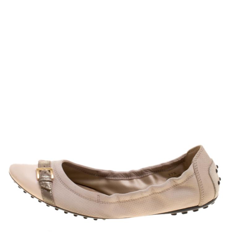 مملوكة مسبقًا Tod's Beige Leather Buckle Detail Ballet Flats Size 37.5