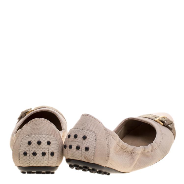 مملوكة مسبقًا Tod's Beige Leather Buckle Detail Ballet Flats Size 37.5