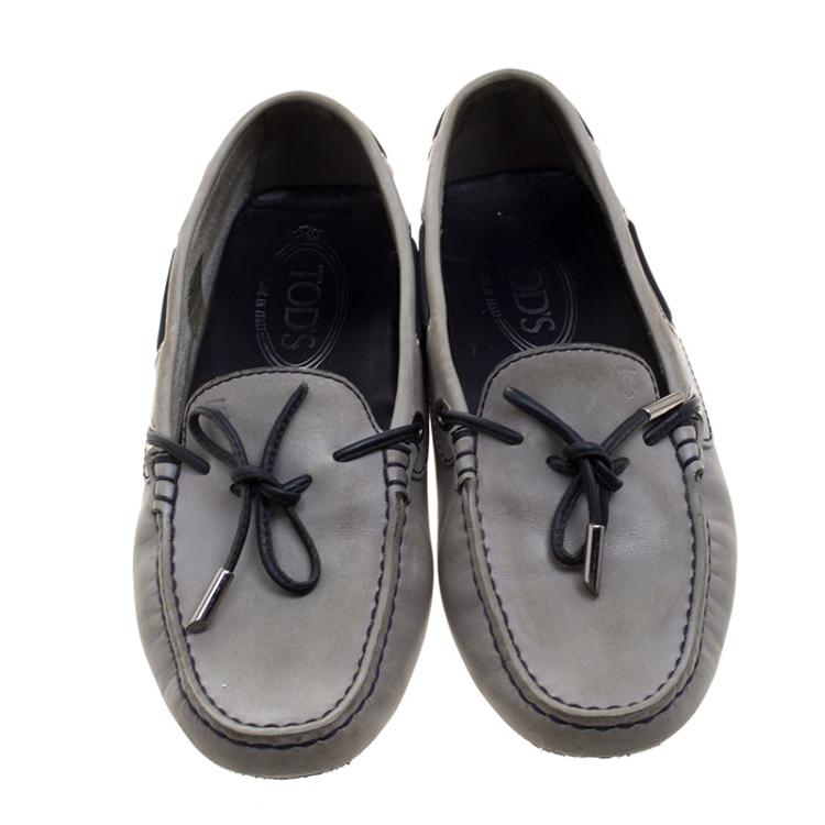 Pre Owned Tod's Grey Leather Bow Loafers Size 37