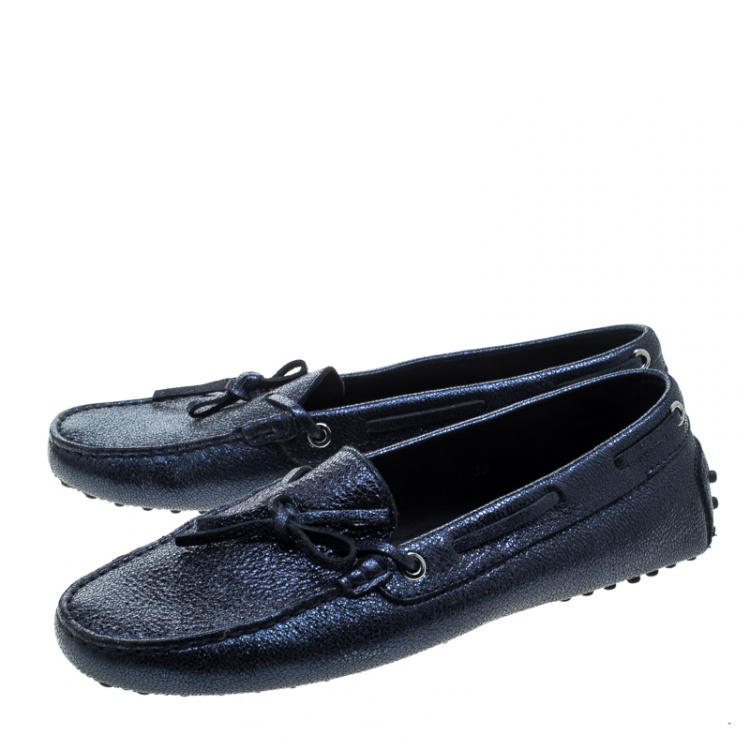 Pre Owned Tod's Metallic Blue Foil Leather Bow Loafers Size 39