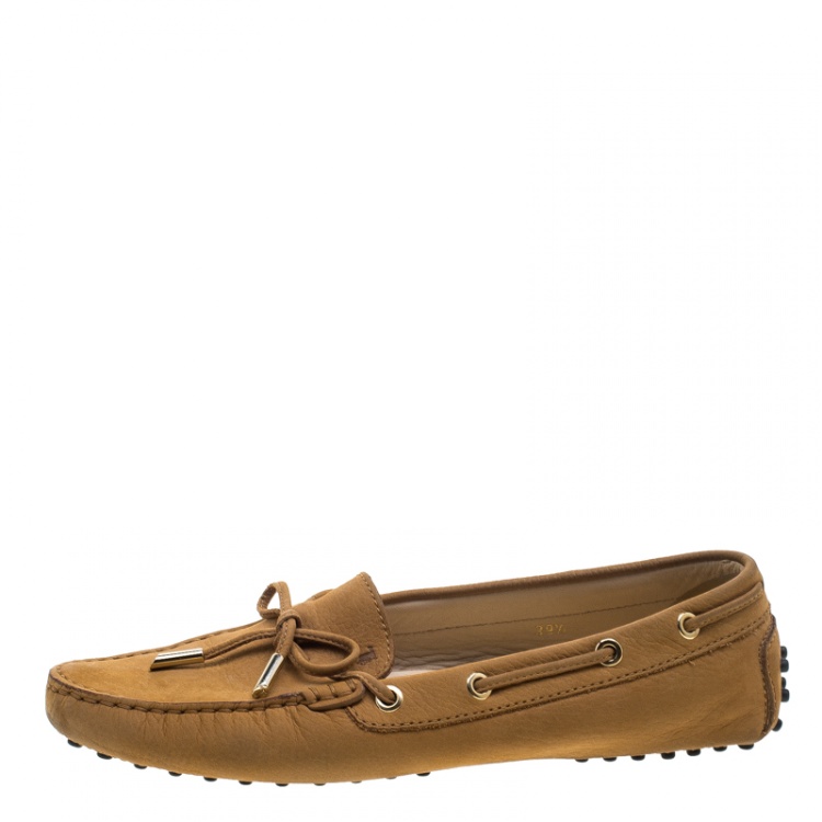 Pre Owned Tod's Beige Suede Bow Loafers Size 39.5