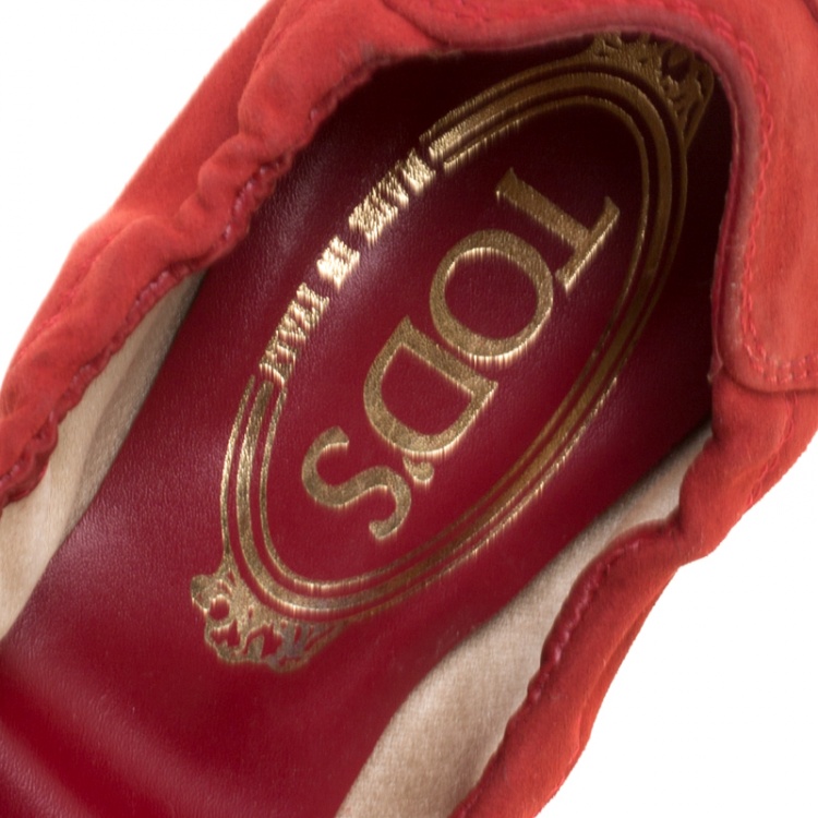 Pre Owned Tod's Red Suede Bow Scrunch Ballet Flats Size 36.5