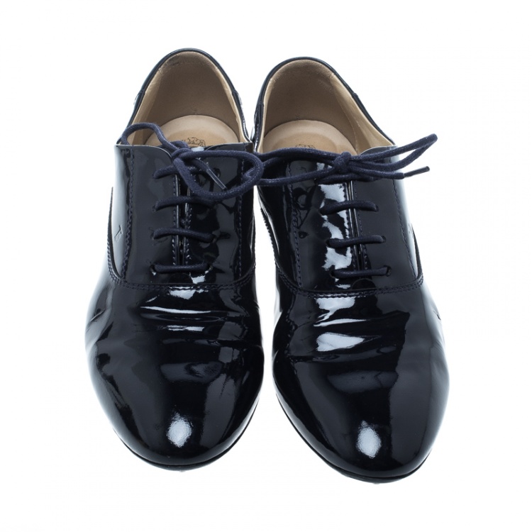 Pre Owned Tod's Navy Blue Patent Leather Lace Up Derby Size 38