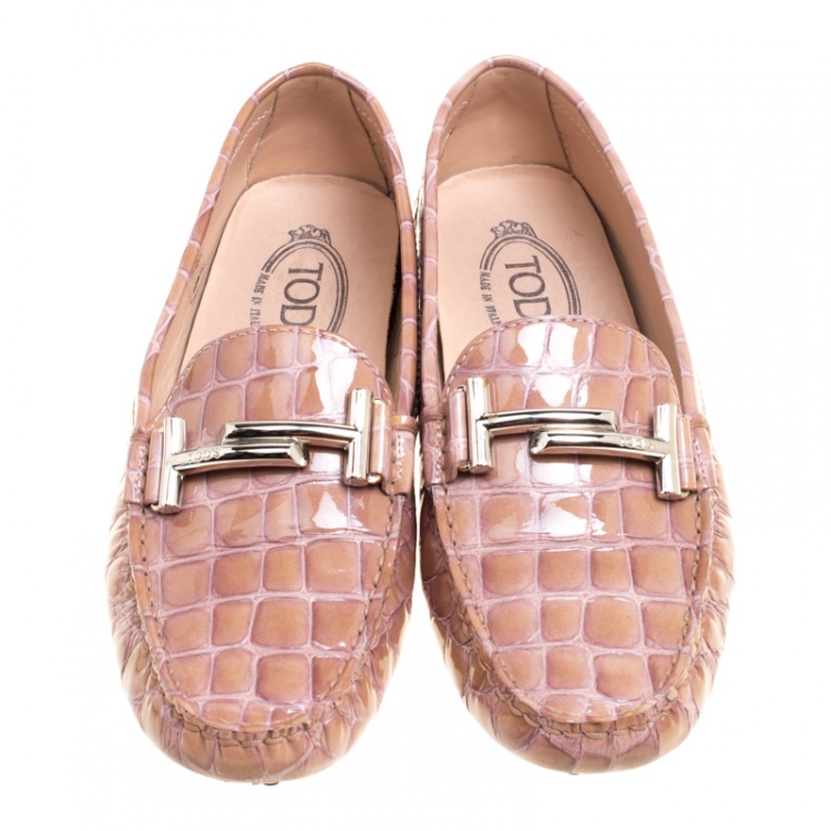Pre Owned Tod's Pale Pink Croc Embossed Patent Leather Gommino Double T Buckle Driver Loafers Size 37.5