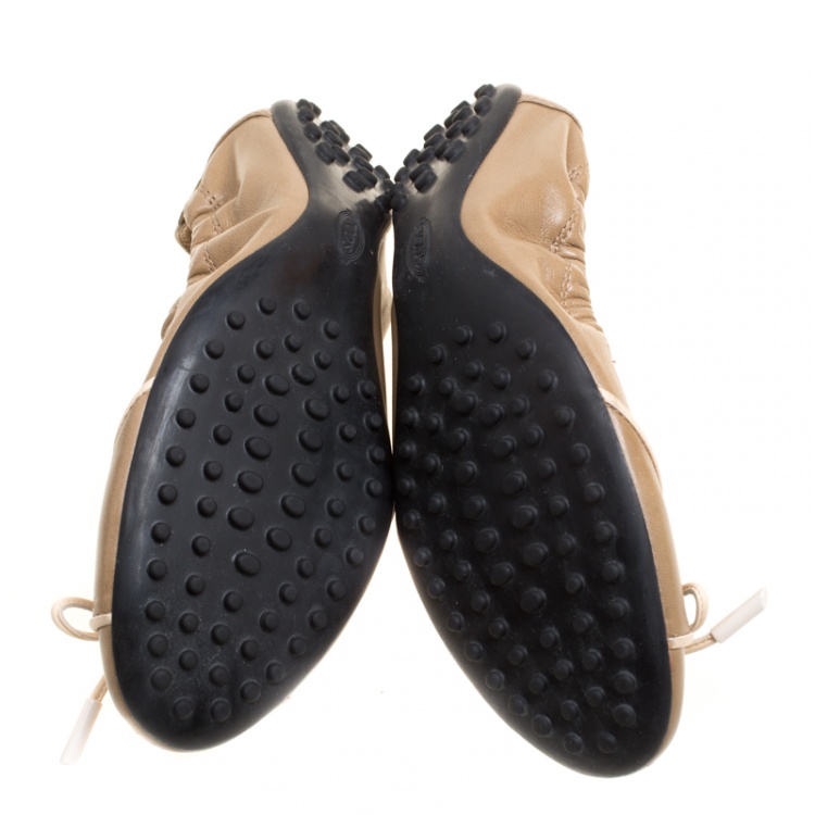 Pre Owned Tod's Beige Leather Bow Scrunch Ballet Flats Size 37.5