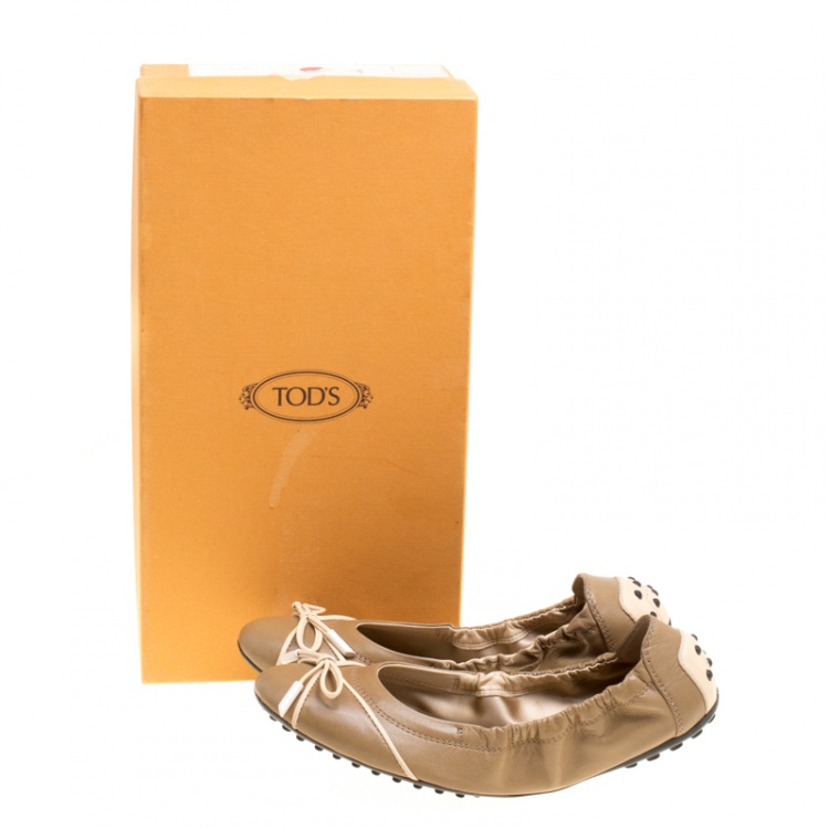Pre Owned Tod's Beige Leather Bow Scrunch Ballet Flats Size 37.5