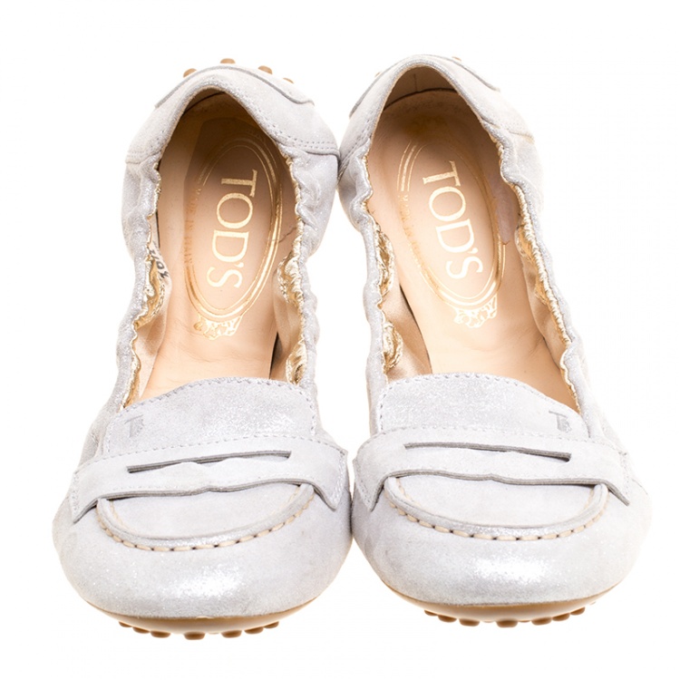 Pre Owned Tod's Metallic Silver Suede Penny Loafer Scrunch Flats Size 36.5